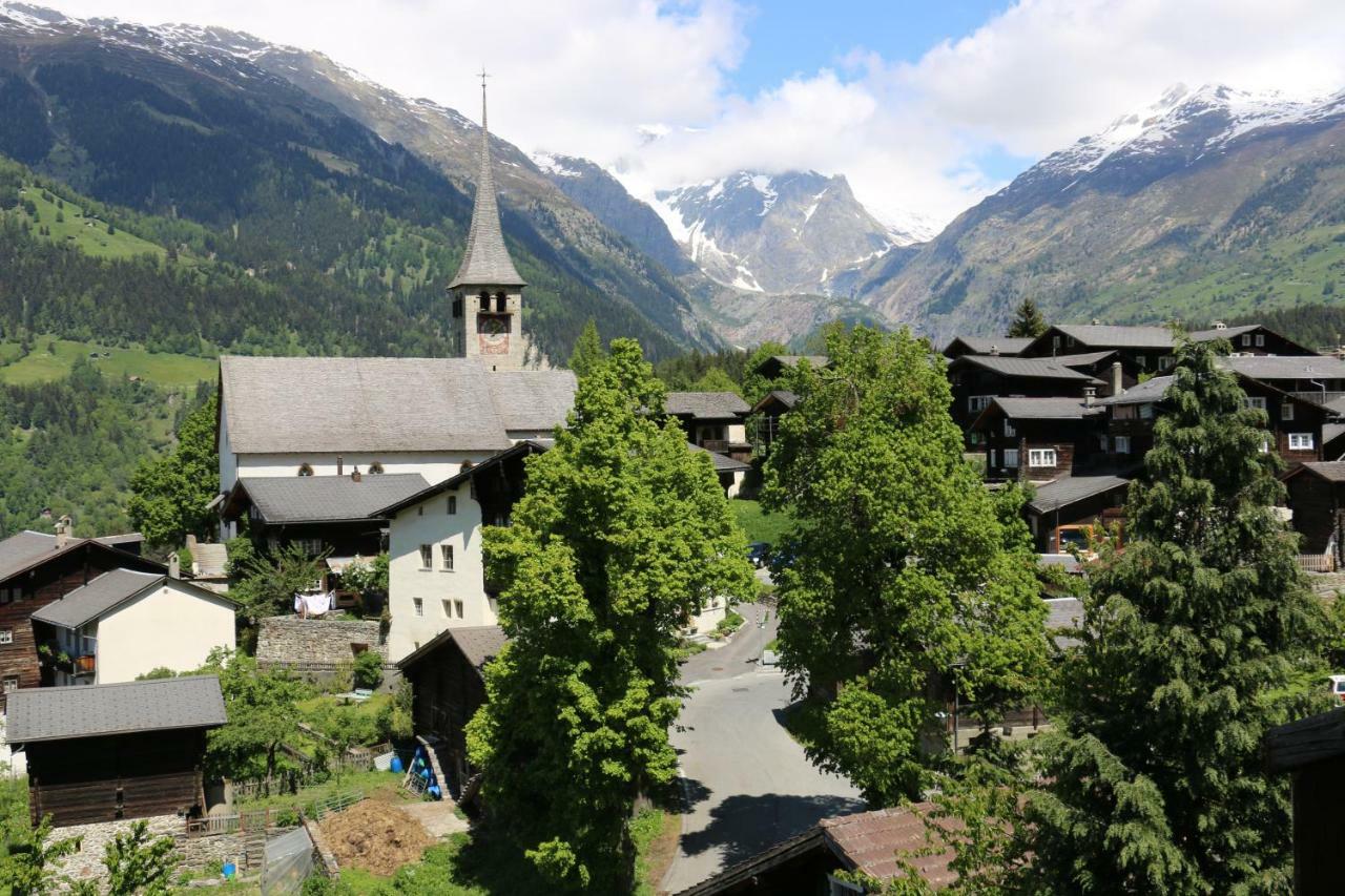Hotel Restaurant Alpenblick Ernen Exterior photo